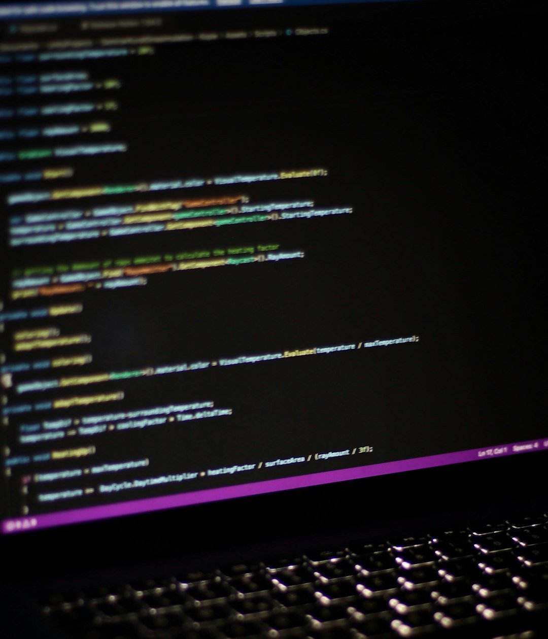 a screen shot of an open laptop computer sitting on top of a table